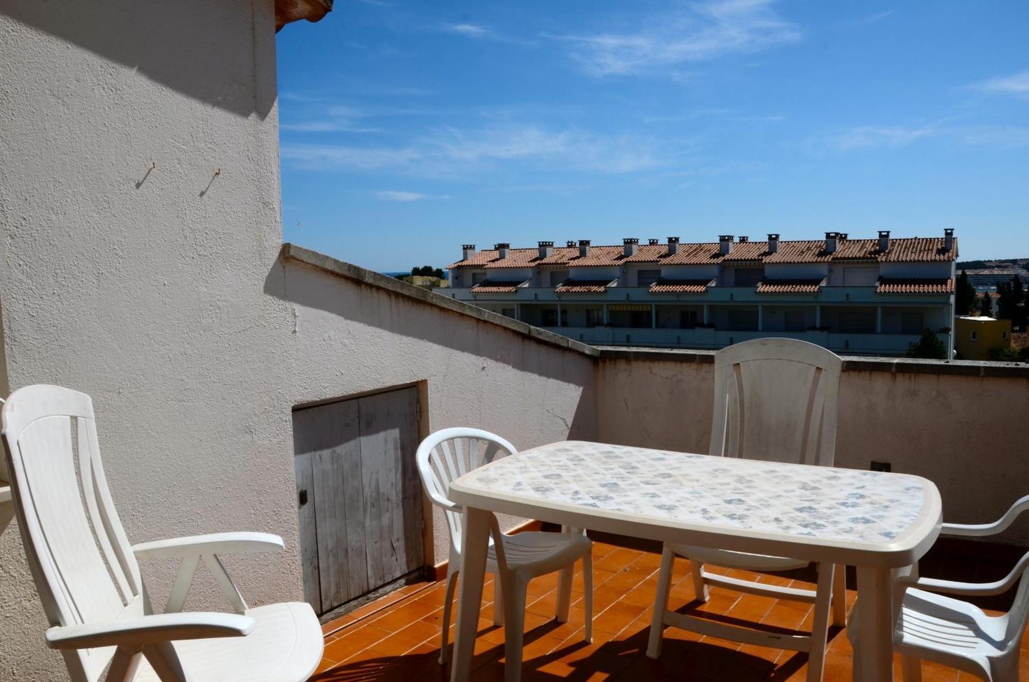 Apartamentos Gran Sol L' Escala Ruang foto