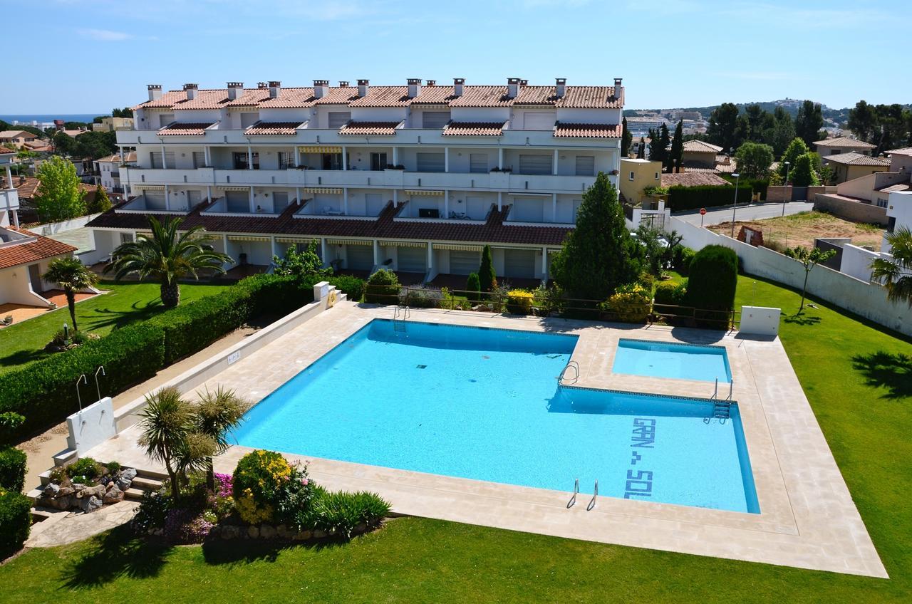 Apartamentos Gran Sol L' Escala Bagian luar foto