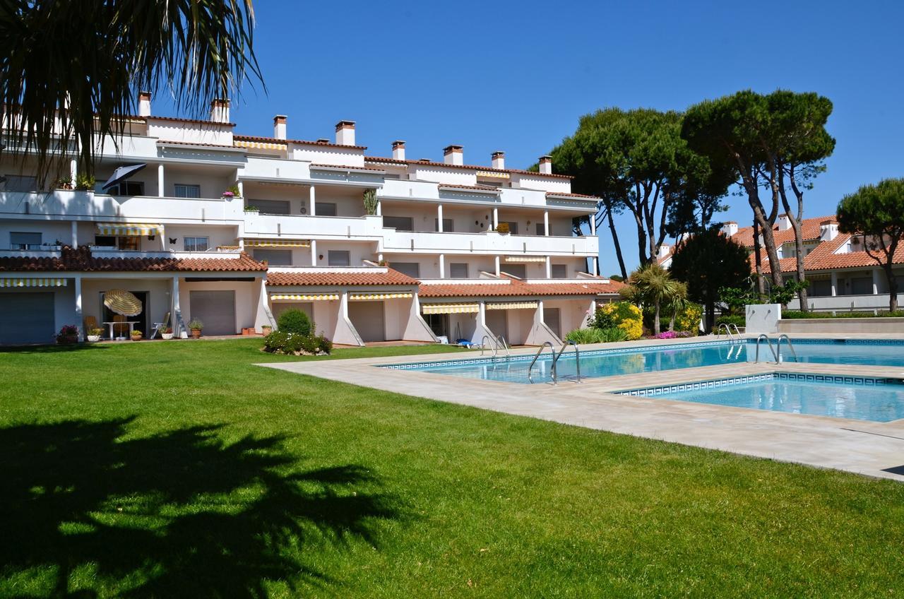 Apartamentos Gran Sol L' Escala Bagian luar foto