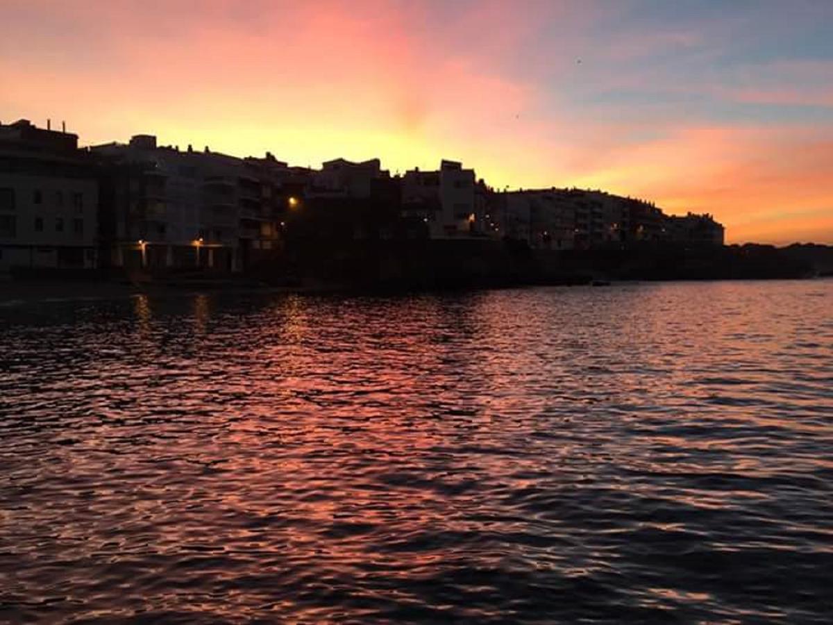 Apartamentos Gran Sol L' Escala Bagian luar foto